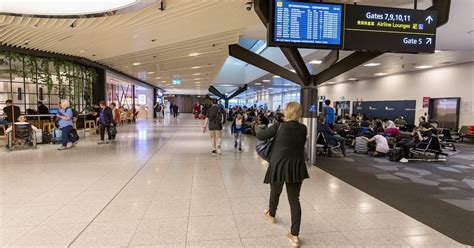 Melbourne Airport sets post-pandemic record as new int’l service kicks ...