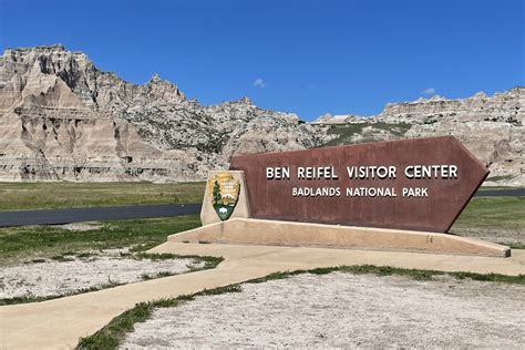 A Full Day (and Night) in Badlands National Park: Best Hikes & Where to Camp | GearJunkie