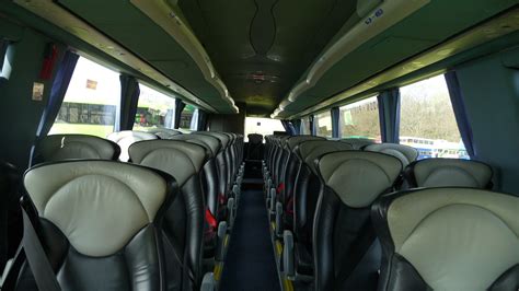 File:Greyhound UK 23315 YN55 PXF interior.JPG - Wikimedia Commons