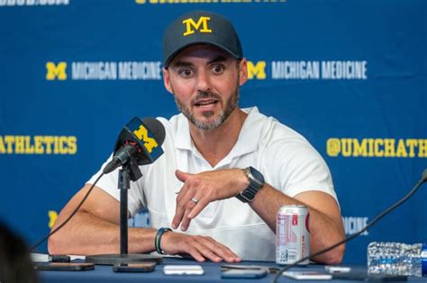 Michigan Defensive Coordinator Addresses The Sign Stealing Accusations ...