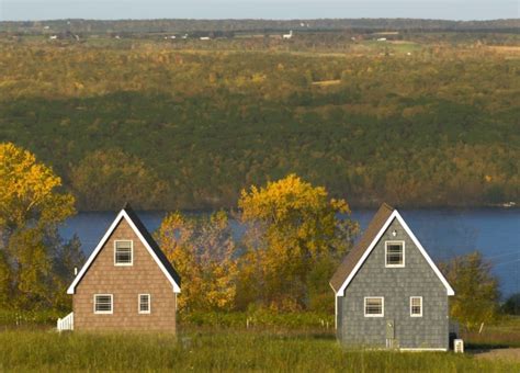 Airbnb Finger Lakes • Top 15 Cabins & Lakefront Vacation Rentals