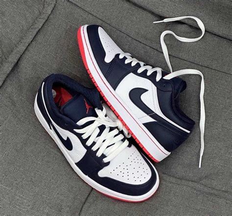 Nike Air Jordan 1 Low Obsidian Ember Glow 📌(ทักเชทก่อนสั่งซื้อ) | LINE SHOPPING