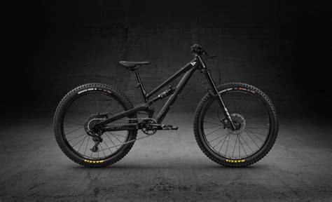 Best 24 Inch Mountain Bikes (Hardtail, Full Suspension, Downhill ...