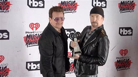 U2 Bono & The Edge 2016 iHeartRadio Music Awards Press Room - YouTube