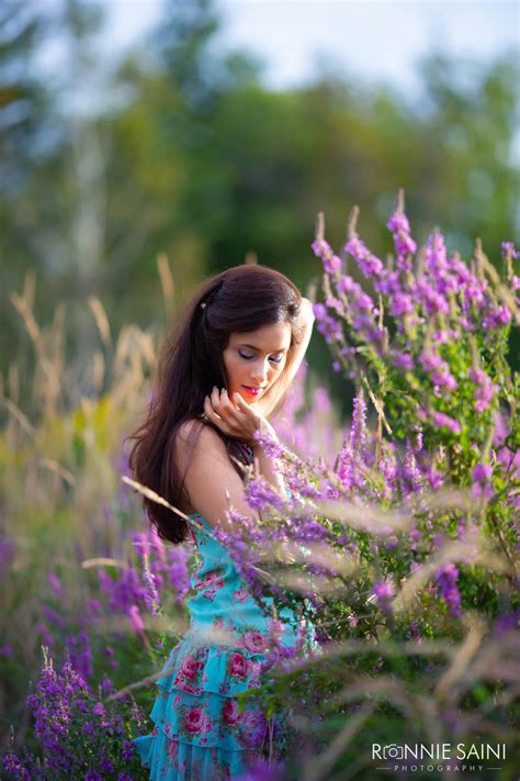 Summer Portraits with Flowers Boston - Ronnie Saini Photography