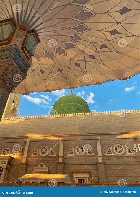 Raudhah stock photo. Image of minbar, inside, area, nabawi - 262636400