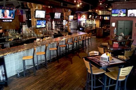 The 50 Best Sports Bars in America Gallery