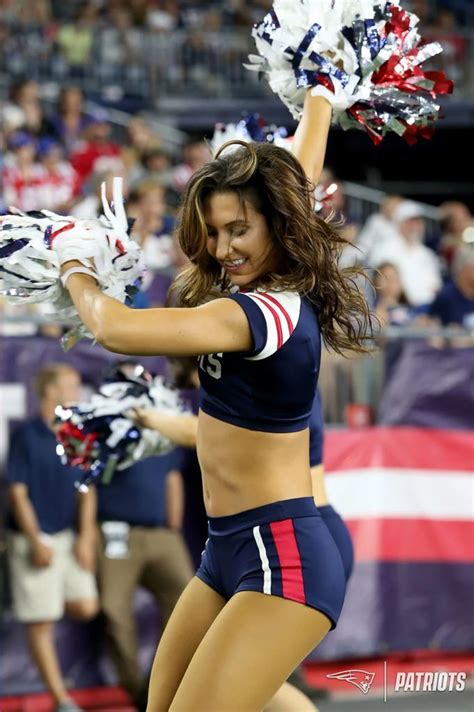 New England Patriots Cheerleaders | New england patriots cheerleaders, Patriots cheerleaders ...