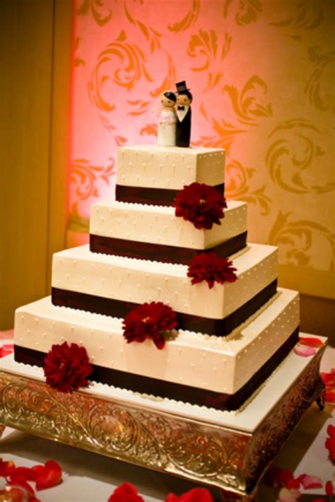 Porto's Wedding Cake | Wedding cakes, Cake, Wedding