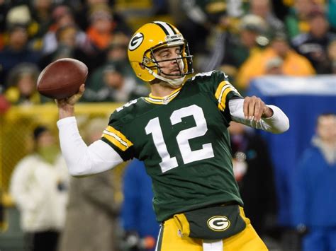 Watch Aaron Rodgers' Six First Half Touchdowns (Video)