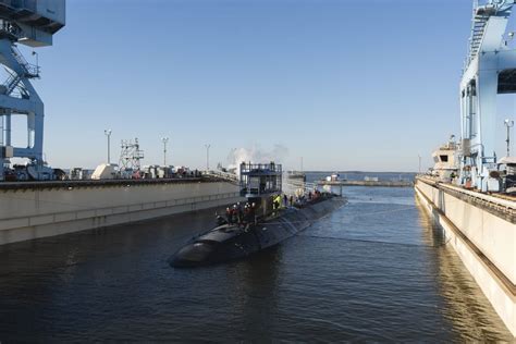 U.S. Navy Investing $1.7 Billion to Improve Portsmouth Naval Shipyard ...