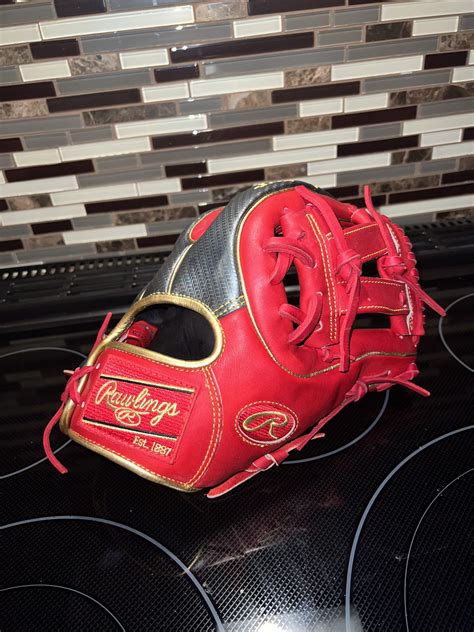 Rawlings 11.5” HOH Kolten Wong Gold Glove Club Exclusive | SidelineSwap