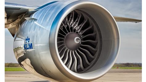 Turbojet Vs. Turbofan | Construction, Uses, And Efficiency – Engineerine