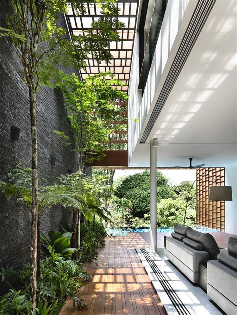 Galeria de Casa Viewing Back / HYLA Architects - 9