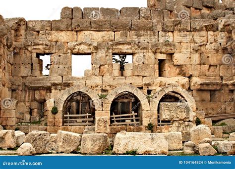 Baalbek - Ruins of Ancient Phoenician City Stock Photo - Image of heliopolis, architecture ...