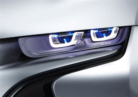 BMW i8 Laser Headlights (concept)