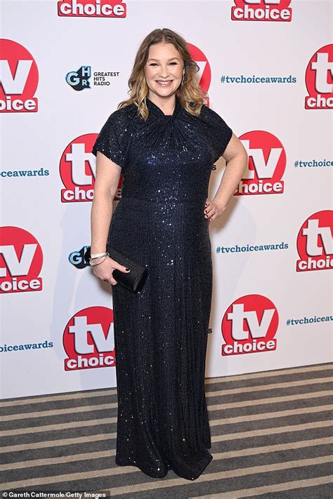 Joanna Page Stuns in Navy Sequin Gown at TV Choice Awards 2024 - Bintano