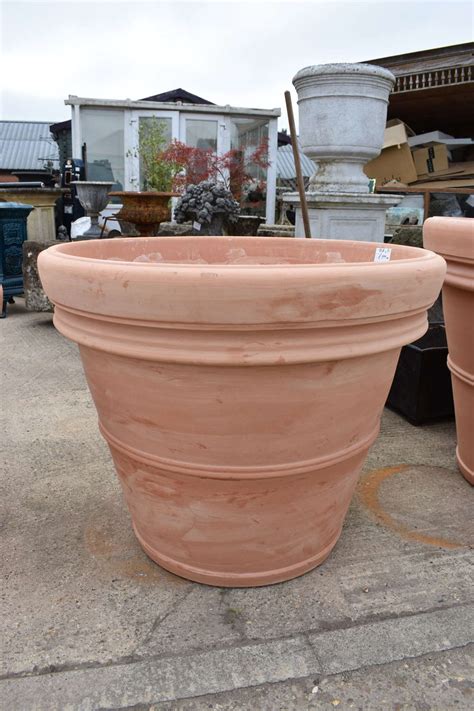Large Tuscan terracotta pots - Terracotta pots 100 cm dia
