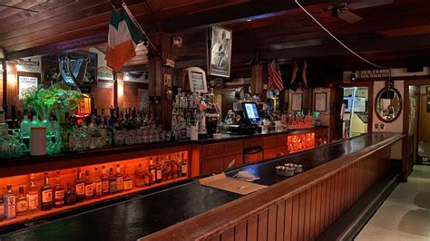 Much-Loved Castro Dive Last Call Bar Reopens with Donna Summer on the Jukebox - Eater SF