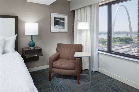 HAMPTON INN ST. LOUIS-DOWNTOWN AT THE GATEWAY ARCH - Updated September ...