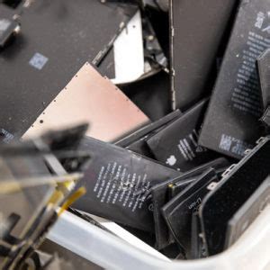 Lithium Battery Recycling & Disposal: How, Where & Why To Do It