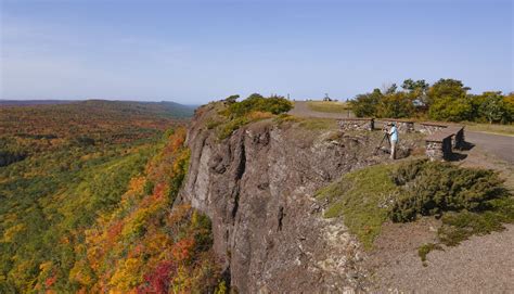 Why Michigan’s Brockway Mountain Drive should be on your fall travel ...