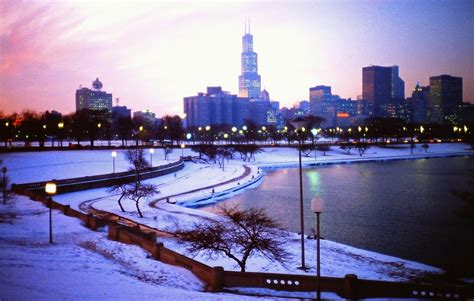 🔥 [50+] Chicago Skyline Winter Wallpapers Desktop | WallpaperSafari