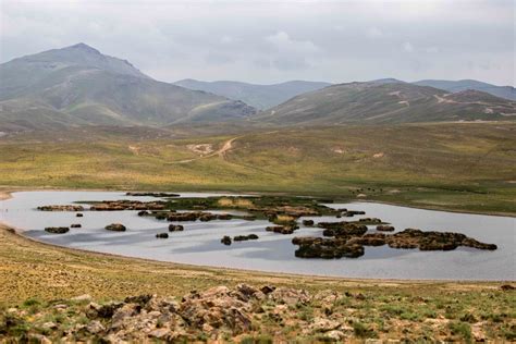 Fazilman Lake in the Nuratau Mountains of Uzbekistan - Asia Hikes