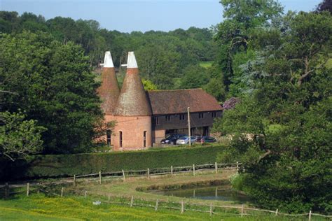 Oast House at Old Shoyswell Manor Farm,... © Oast House Archive cc-by-sa/2.0 :: Geograph Britain ...