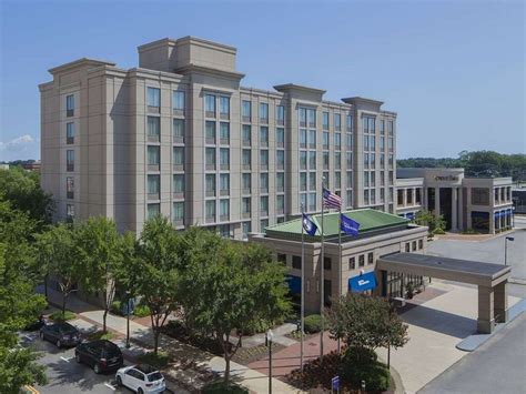 HILTON GARDEN INN VIRGINIA BEACH TOWN CENTER - Updated 2021 Prices ...