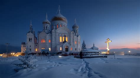 Dome Monastery Russia Temple in Winter Wallpaper, HD City 4K Wallpapers ...