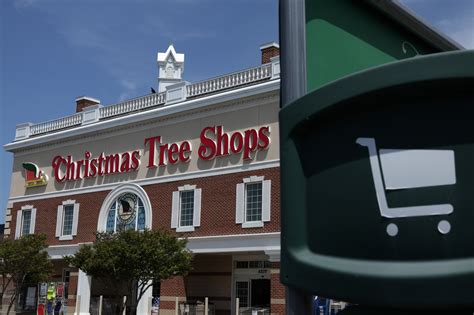 Christmas Tree Shops Is Winding Down After Lenders Pull Funding - Bloomberg