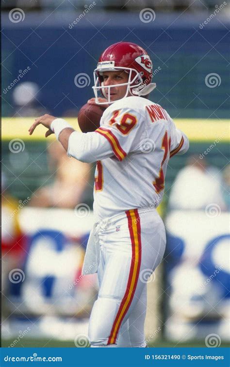 Joe Montana Kansas City Chiefs Stock Images - Download 7 Royalty Free Photos