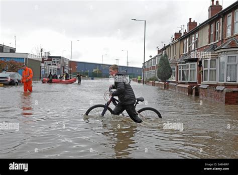 Flooding in the Bentley area of Doncaster after a months rainfall fell ...