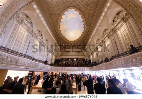 170 imágenes de Flagship theatre - Imágenes, fotos y vectores de stock | Shutterstock