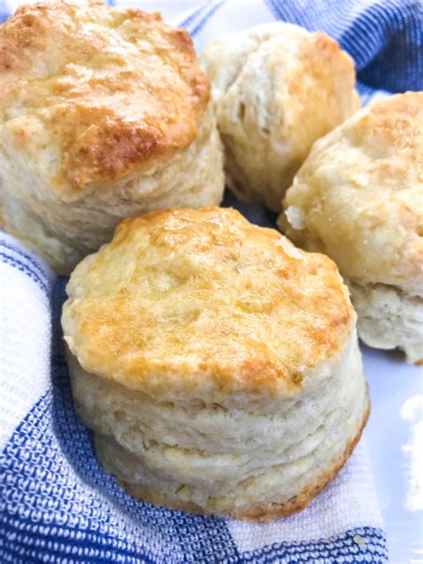 The best buttermilk biscuit recipe - moist, fluffly, golden, buttery, perfect!