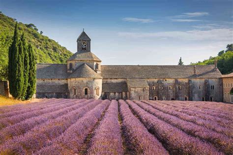 20 Best Places to Visit in the South of France