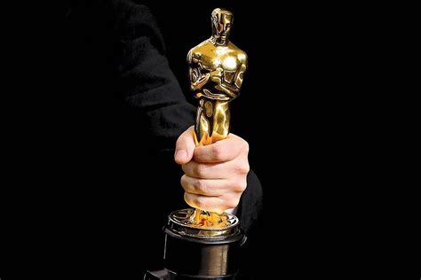 Oscar 2023: Cuánto vale un premio Oscar y de qué material está hecho ...