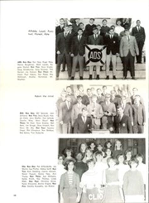 William Penn High School - Tatler Yearbook (York, PA), Class of 1968, Page 102 of 234