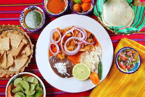 Authentic Mexican Food Guide: Best Mexican Dishes - Anna Everywhere (2022)