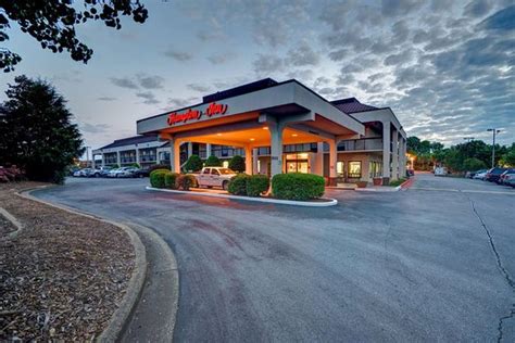 Hampton Inn Cleveland Westlake - UPDATED 2020 Prices, Reviews & Photos ...