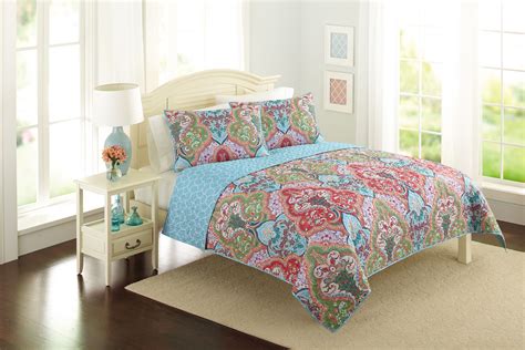 Better Homes And Gardens Bedding Quilt - Beautiful Insanity