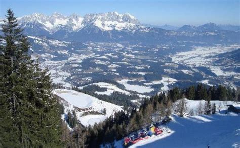 Kitzbuhel Ski Holidays in 2024/2025 | Ski Line