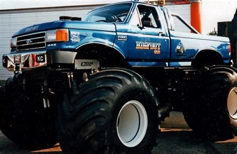 1000+ images about Old school Monster trucks on Pinterest | Trucks ...