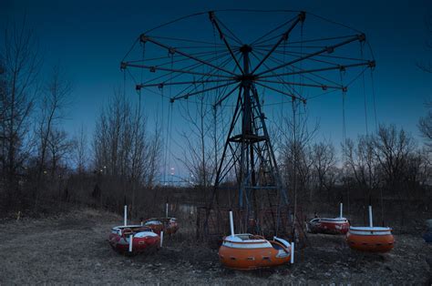 10 Abandoned Theme Parks That Are Hauntingly Beautiful | Abandoned theme parks, Abandoned ...