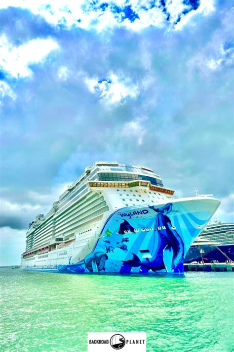 15 Things to Know About the NCL Bliss Cruise Experience