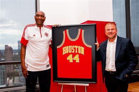 Houston Rockets: Elvin Hayes' No. 44 to be retired