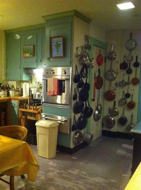 Julia Child Kitchen Cabinet Color - Agge1990