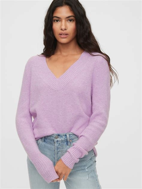 Gap V-Neck Sweater | Best Gap Clothes on Sale 2020 | POPSUGAR Fashion Photo 2