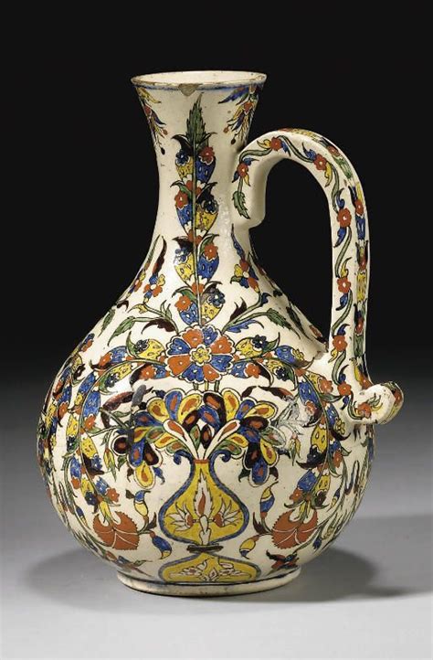 KÜTAHYA, TURQUIE, ART OTTOMAN, SECONDE MOITIE DU XIXEME SIECLE Ceramic Vases, Ceramic Decor ...